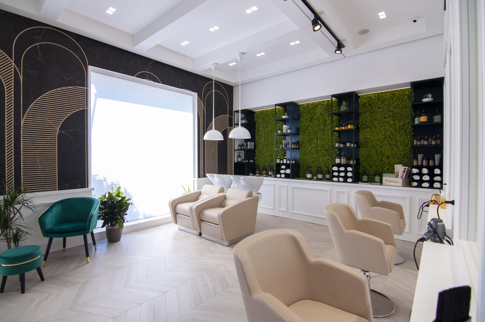 Valentina Carrino Hair Stylist · Vista degli interni