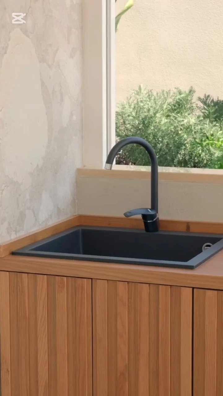 Il lavabo e la luce naturale